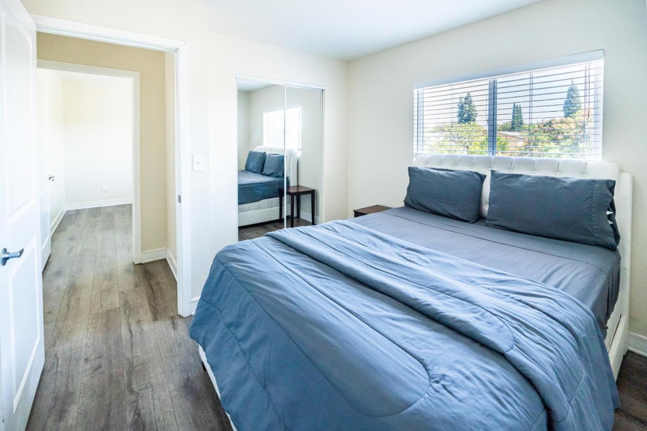 Spacious 5 Bedroom 3 Bath Modern Home By Downtown La With Parking Los Angeles Extérieur photo